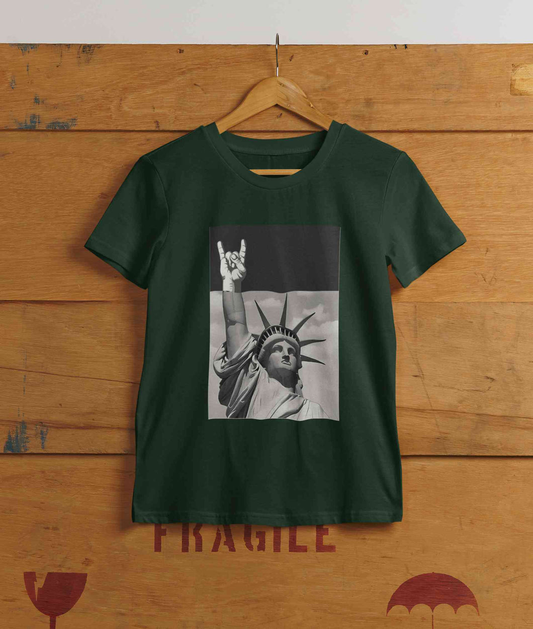 Statue Of Liberty Print Women Half Sleeves T-shirt- KidsFashionVilla