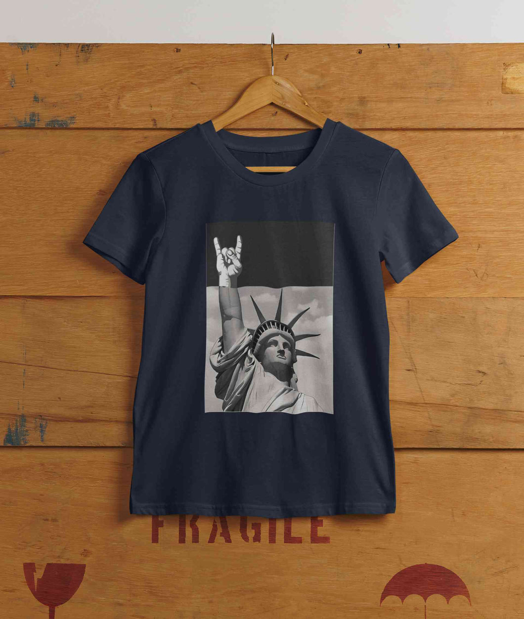 Statue Of Liberty Print Women Half Sleeves T-shirt- KidsFashionVilla