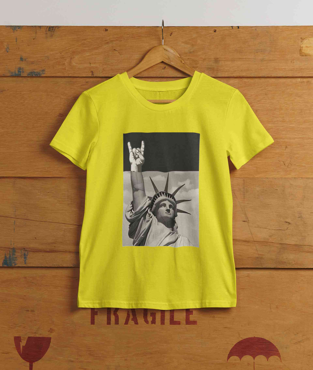 Statue Of Liberty Print Women Half Sleeves T-shirt- KidsFashionVilla